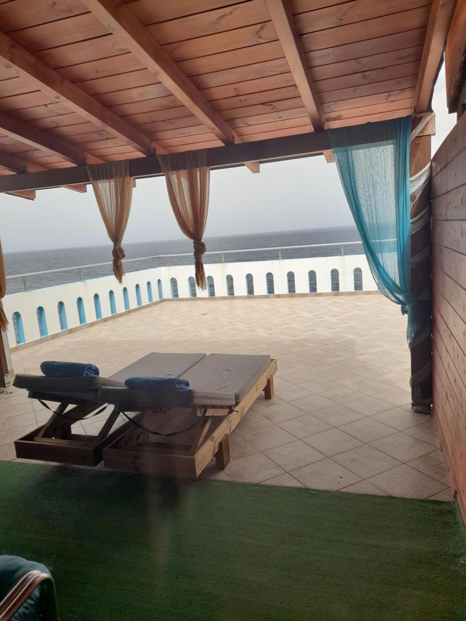 Delfini Aparthotel Akhladheri ภายนอก รูปภาพ